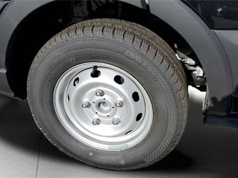 New 2025 Ford Transit 350 XL image 9