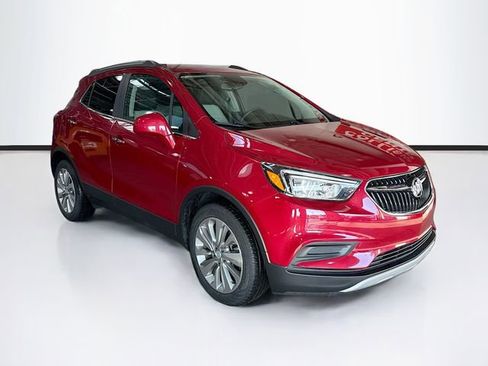Used 2020 Buick Encore Preferred image 3