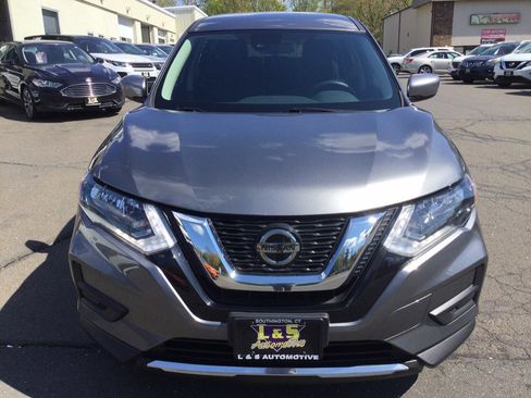 Used 2019 Nissan Rogue S AWD/4WD image 3