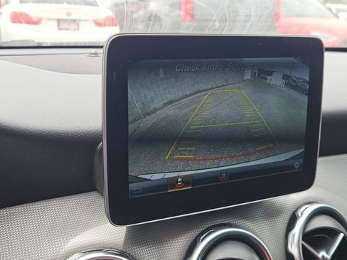 Used 2019 Mercedes-Benz GLA 250 image 12