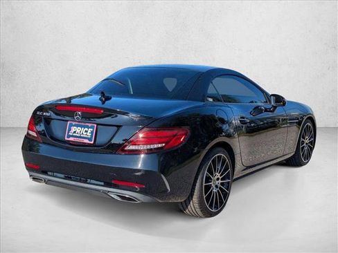 Used 2018 Mercedes-Benz SLC 300 image 5