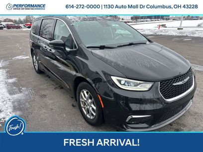 Used 2021 Chrysler Pacifica Touring