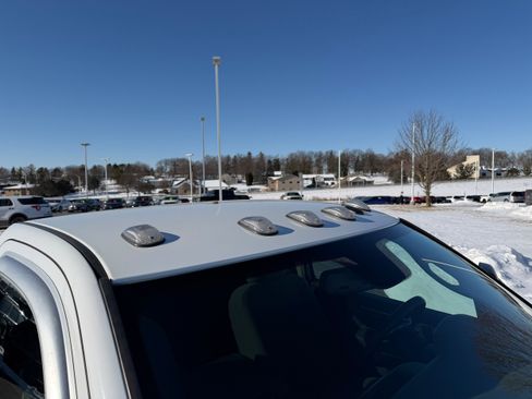 Used 2017 RAM 3500 Tradesman w/ Chrome Appearance Group image 27