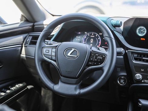 Used 2025 Lexus ES 350 FWD image 15