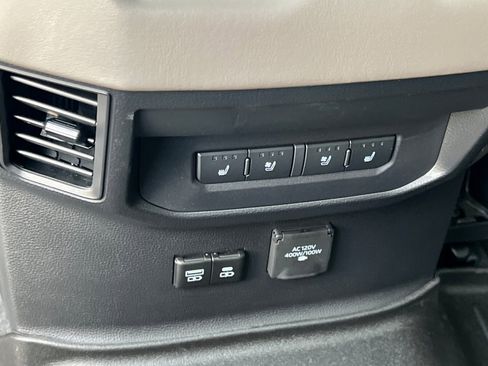 Used 2025 Toyota Tundra 1794 Edition image 15