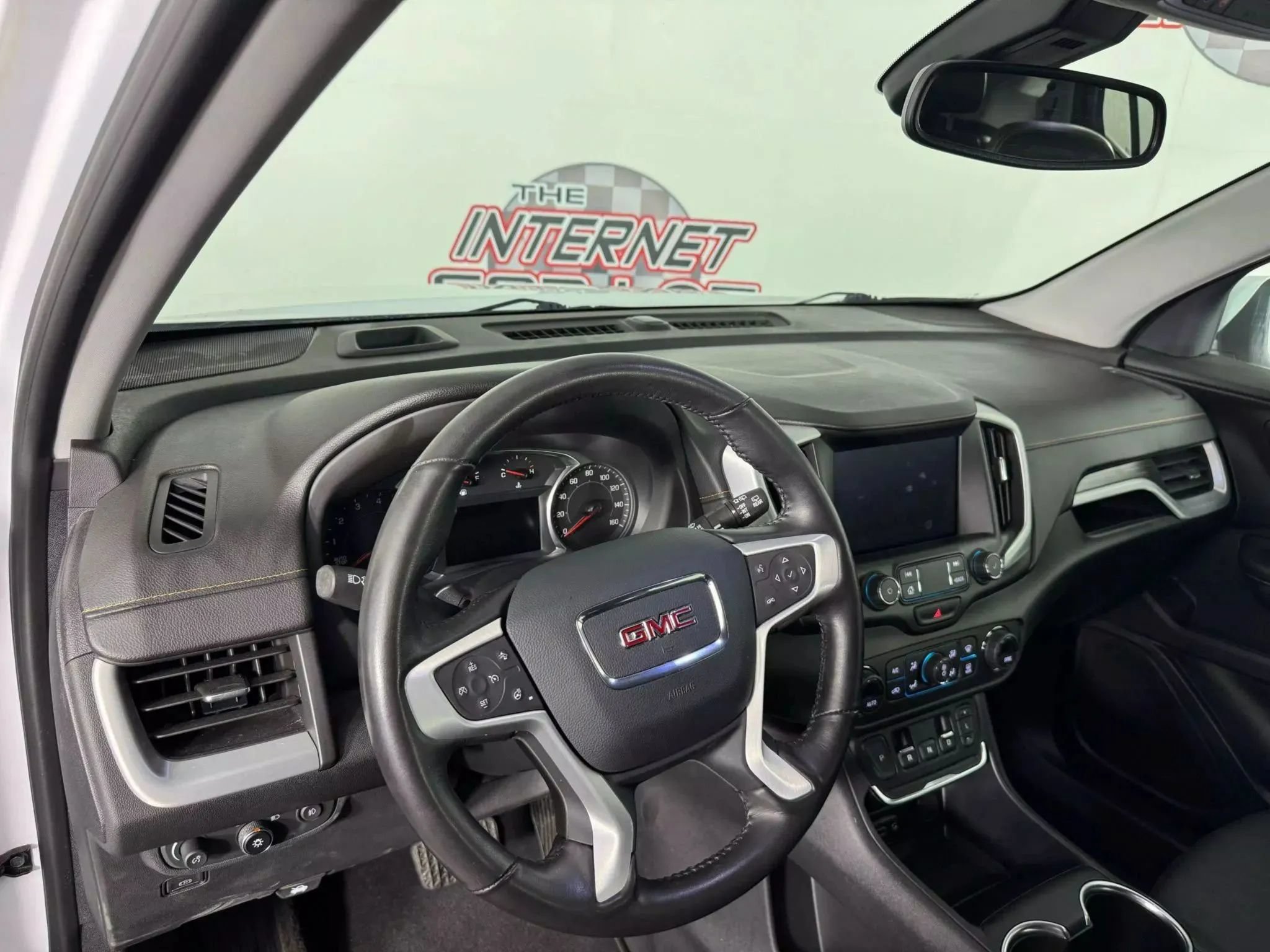 Used 2020 GMC Terrain SLT w/ Preferred Package AWD/4WD image 10