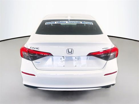 Used 2024 Honda Civic Sport image 6