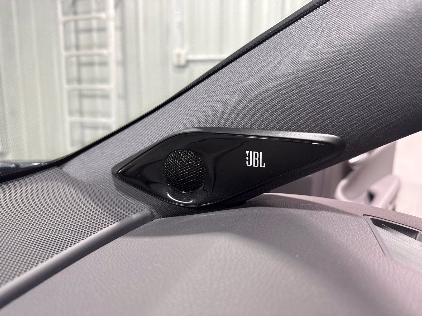 Used 2019 Toyota Avalon XLE w/ Moonroof Package FWD image 15