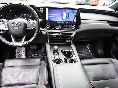 Certified 2024 Lexus RX 450h AWD w/ Luxury Package image 19