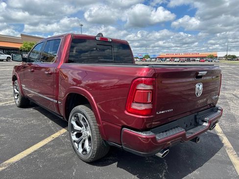 Used 2022 RAM 1500 Limited w/ Body-Colour Bumper Group AWD/4WD image 7