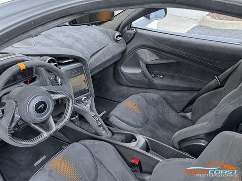 Used 2021 McLaren 765LT RWD image 16