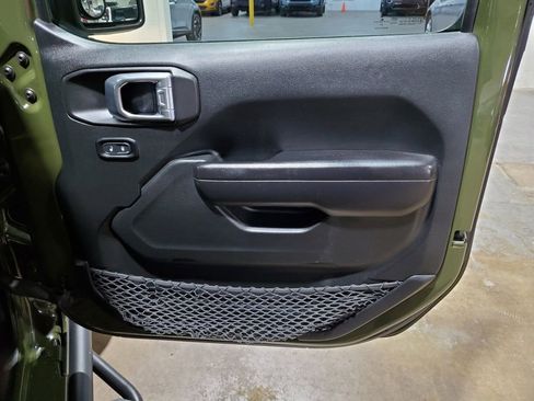 Used 2021 Jeep Wrangler Unlimited Sport AWD/4WD image 40