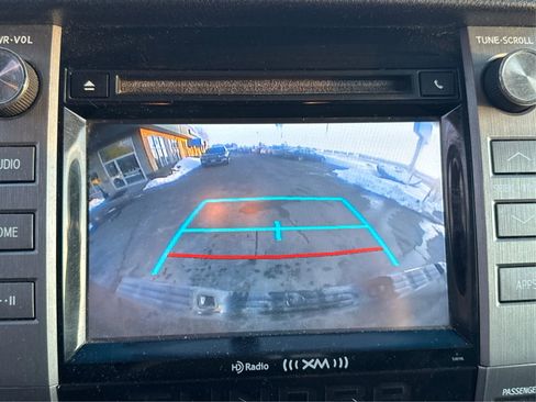 Used 2017 Toyota Tundra SR5 image 25