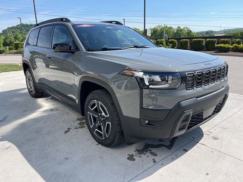 New 2026 Jeep Cherokee Laredo AWD/4WD image 28