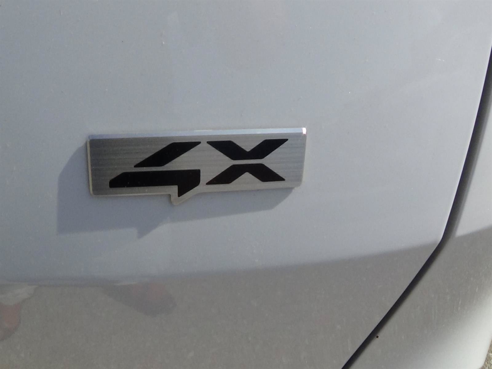 Used 2025 Kia Sportage LX AWD/4WD image 11