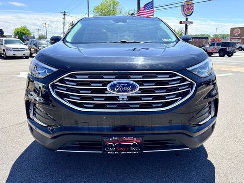 Used 2019 Ford Edge Titanium w/ Equipment Group 301A AWD/4WD image 8