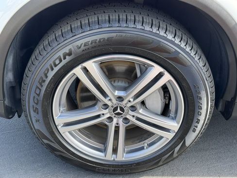Used 2022 Mercedes-Benz GLC 300 image 12