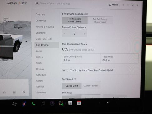 Used 2024 Tesla Cybertruck AWD Crew Cab image 20