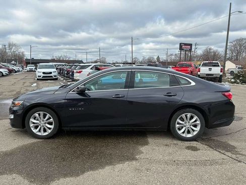 Used 2022 Chevrolet Malibu LT image 4