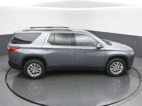 Used 2020 Chevrolet Traverse LT w/ Driver Confidence II Package image 45