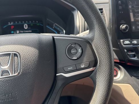 Used 2018 Honda Odyssey EX image 13