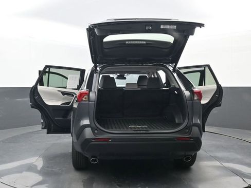 Used 2023 Toyota RAV4 XLE w/ Convenience Package FWD image 36