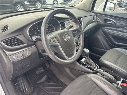 Used 2022 Buick Encore Preferred w/ Safety Package image 10