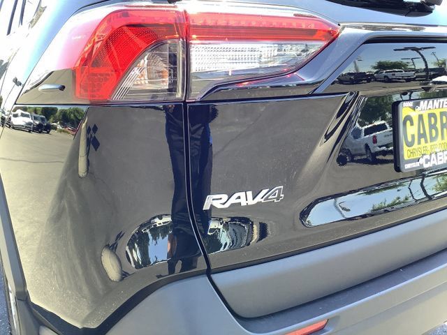 Used 2022 Toyota RAV4 XLE AWD/4WD image 41