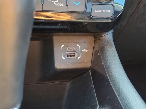 Used 2022 Jeep Compass Latitude w/ Convenience Group AWD/4WD image 31