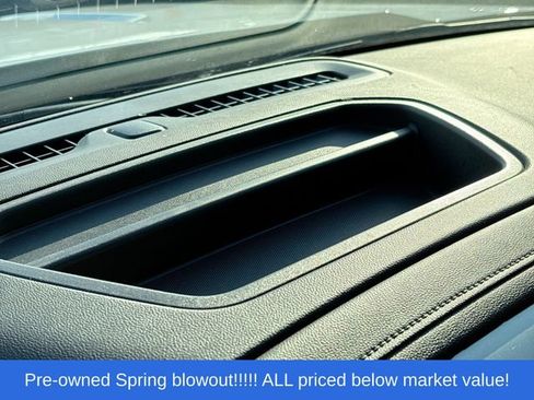 Used 2019 Chevrolet Silverado 1500 LTZ w/ Technology Package AWD/4WD image 34