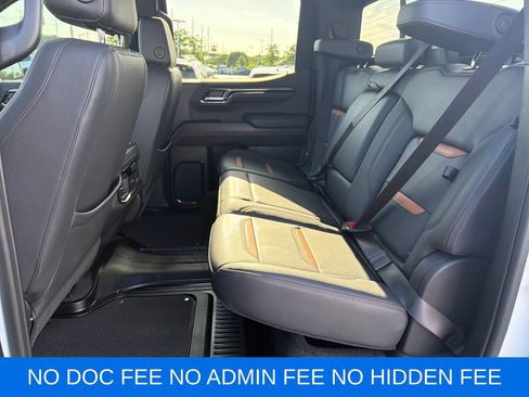 Used 2024 GMC Sierra 1500 AT4 w/ Technology Package AWD/4WD image 29