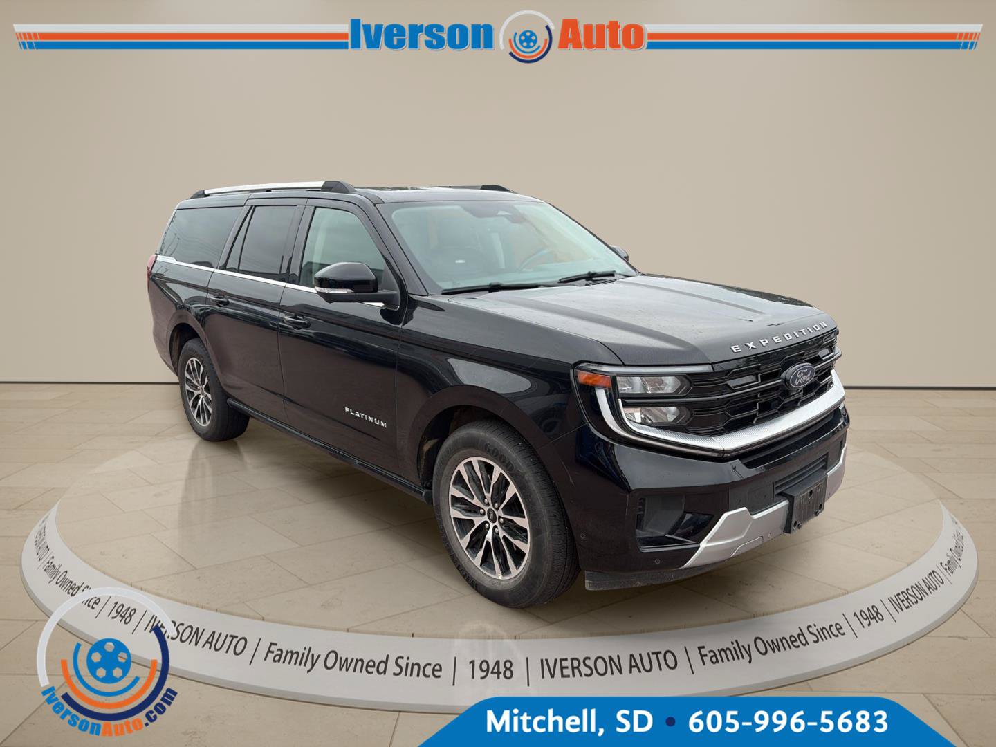 Used 2025 Ford Expedition Max Platinum AWD/4WD image 4