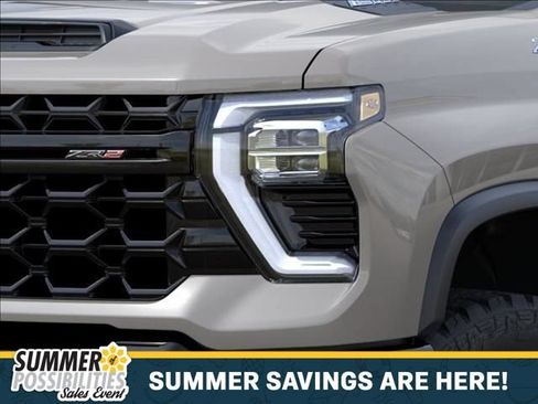 New 2026 Chevrolet Silverado 2500 ZR2 w/ LPO, Dark Essentials Package AWD/4WD image 10