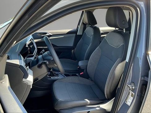 Certified 2023 Volkswagen Taos SE w/ Panoramic Sunroof Package FWD image 23
