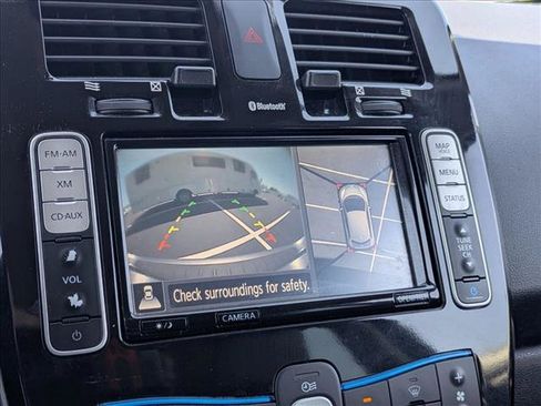 Used 2014 Nissan Leaf SL w/ Premium Package FWD image 14