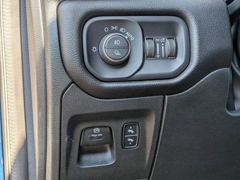 Certified 2022 RAM 1500 Laramie w/ Sport Appearance Package AWD/4WD image 25
