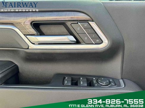 Used 2024 Chevrolet Silverado 2500 LTZ w/ LTZ Convenience Package image 15