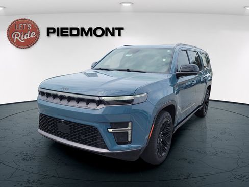 New 2026 Jeep Grand Wagoneer L Limited AWD/4WD image 1
