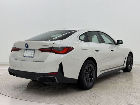 Used 2023 BMW i4 eDrive35 w/ Premium Package RWD image 9