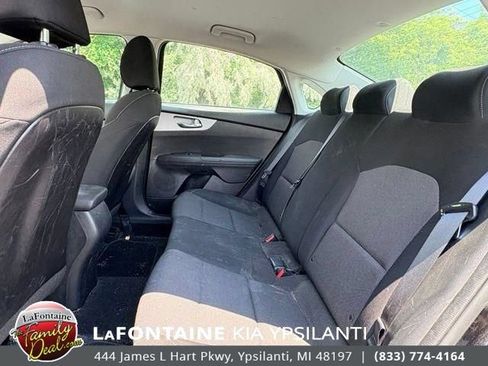 Used 2022 Kia Forte LXS FWD image 10