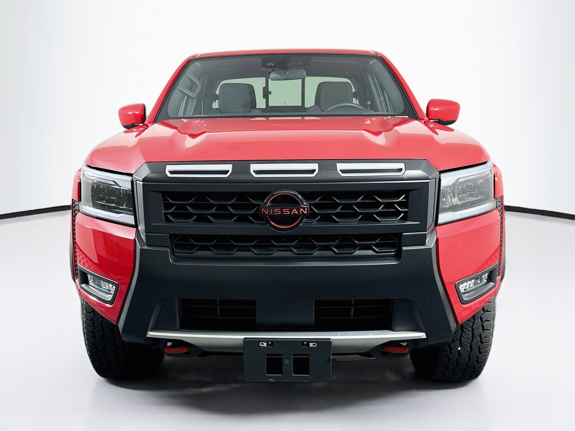 Used 2026 Nissan Frontier PRO-4X AWD/4WD image 2