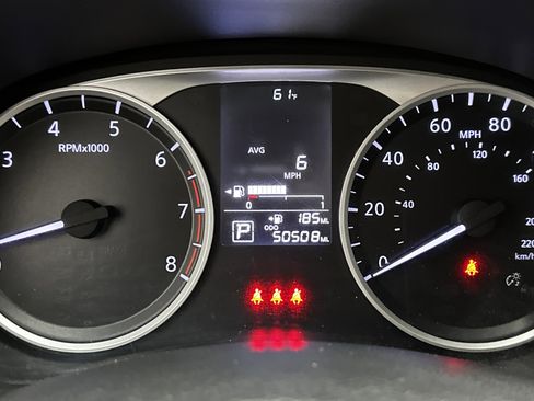 Used 2023 Nissan Versa S w/ Trunk Package image 13