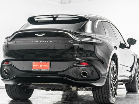 Used 2021 Aston Martin DBX AWD/4WD image 9