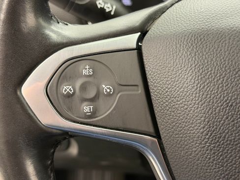 Used 2020 Chevrolet Traverse LT AWD/4WD image 14