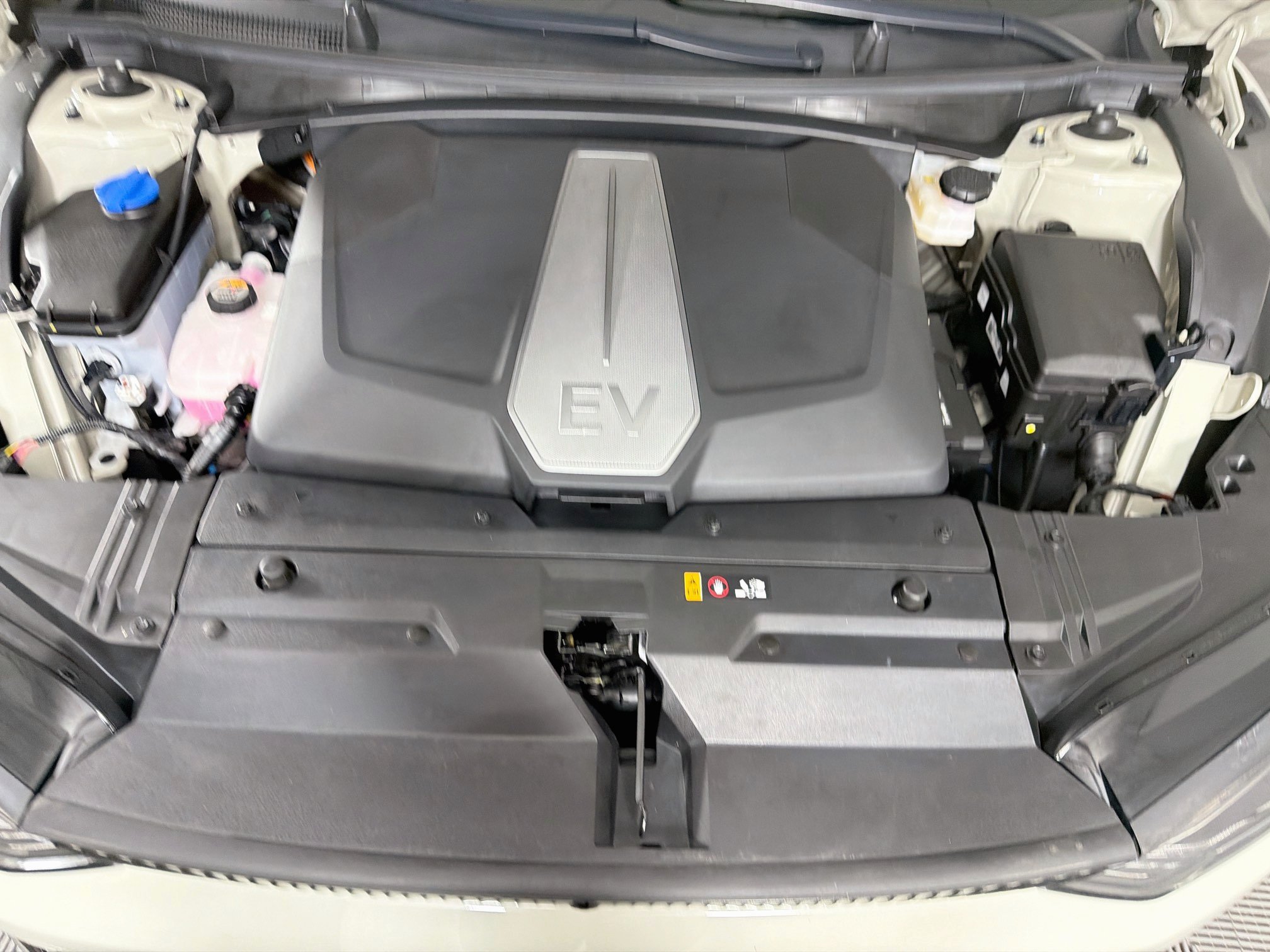 Used 2024 Kia EV6 Wind w/ Wind Technology Package AWD/4WD image 33