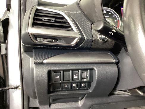 Used 2019 Subaru Forester Premium AWD/4WD image 22