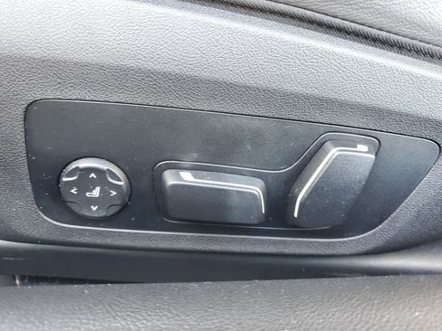 Used 2025 BMW 430i xDrive Convertible w/ Premium Package image 17