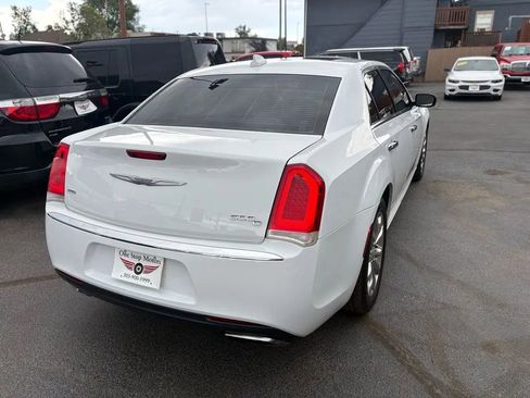 Used 2016 Chrysler 300 C AWD/4WD image 5