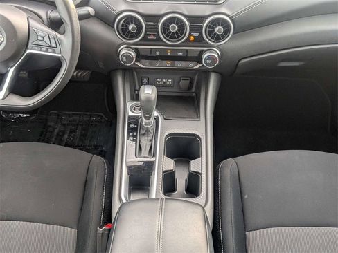 Used 2024 Nissan Sentra SV image 19