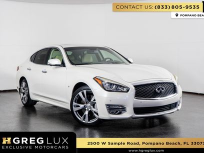 Used 2016 INFINITI Q70 3.7 w/ Technology Package